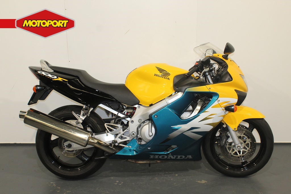 HONDA - CBR 600 F
