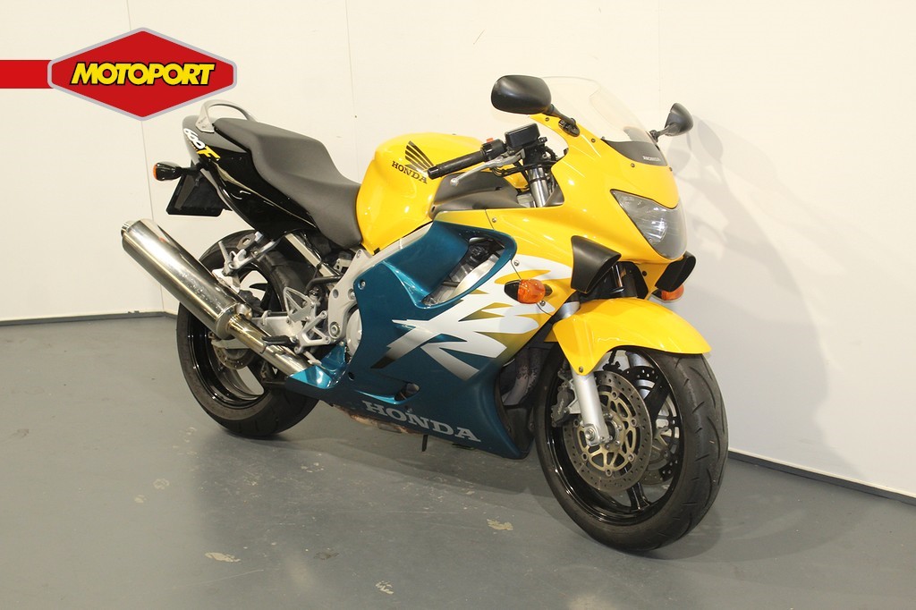HONDA - CBR 600 F