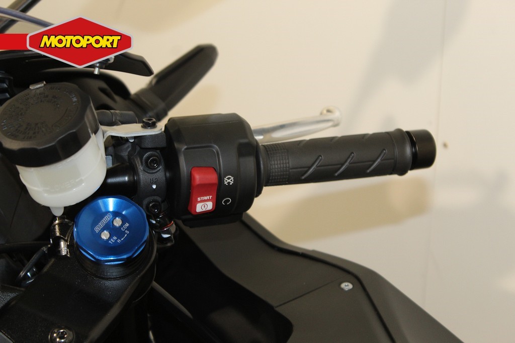 HONDA - CBR 600 RR