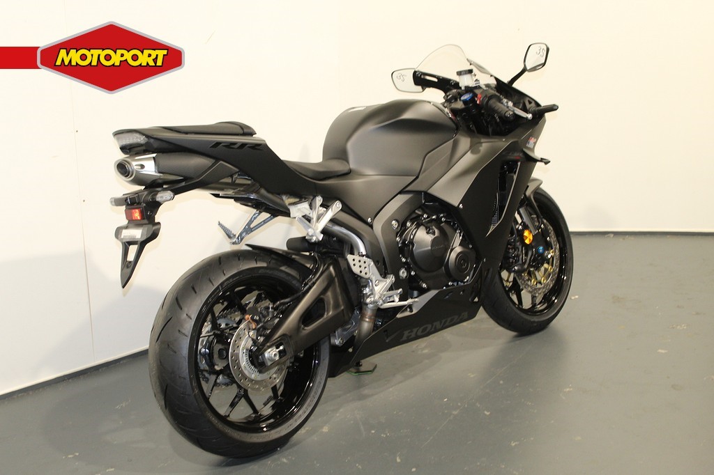 HONDA - CBR 600 RR
