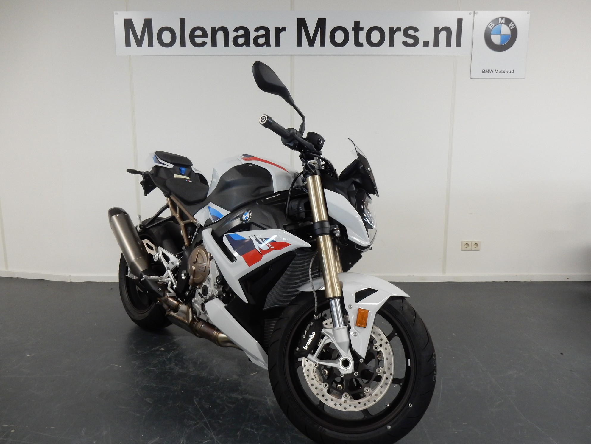 BMW - S1000 R