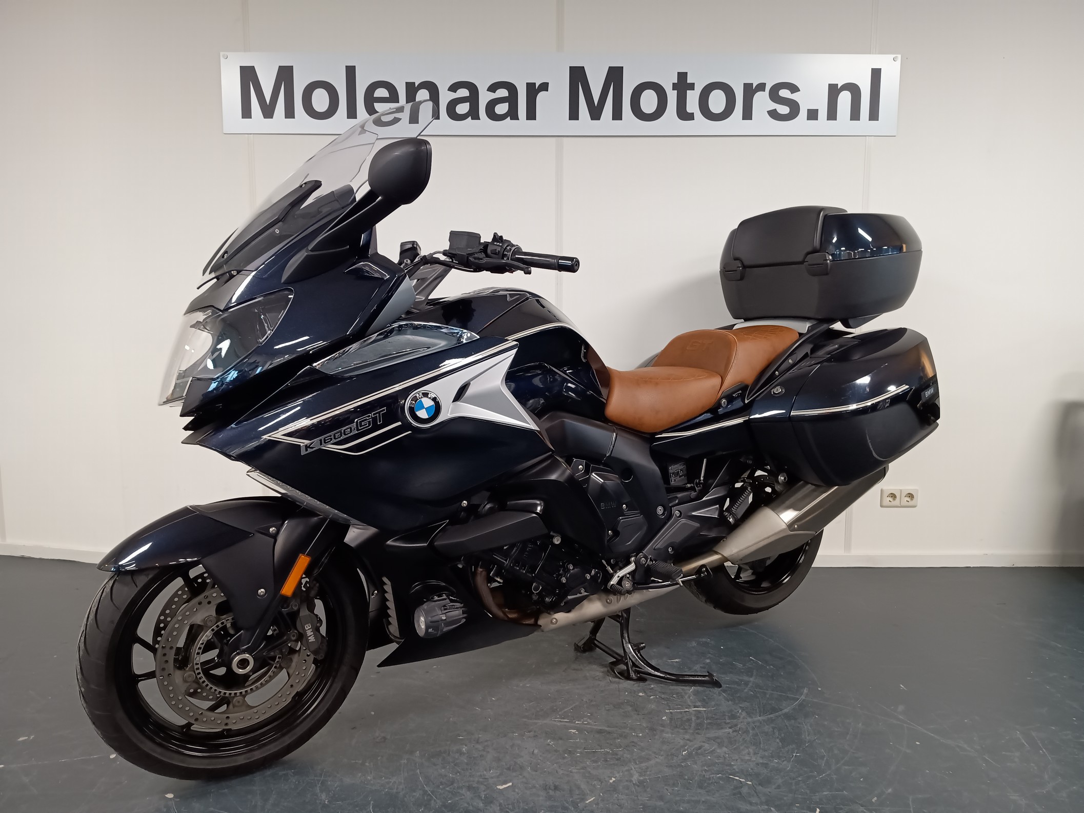 BMW - K1600 GT