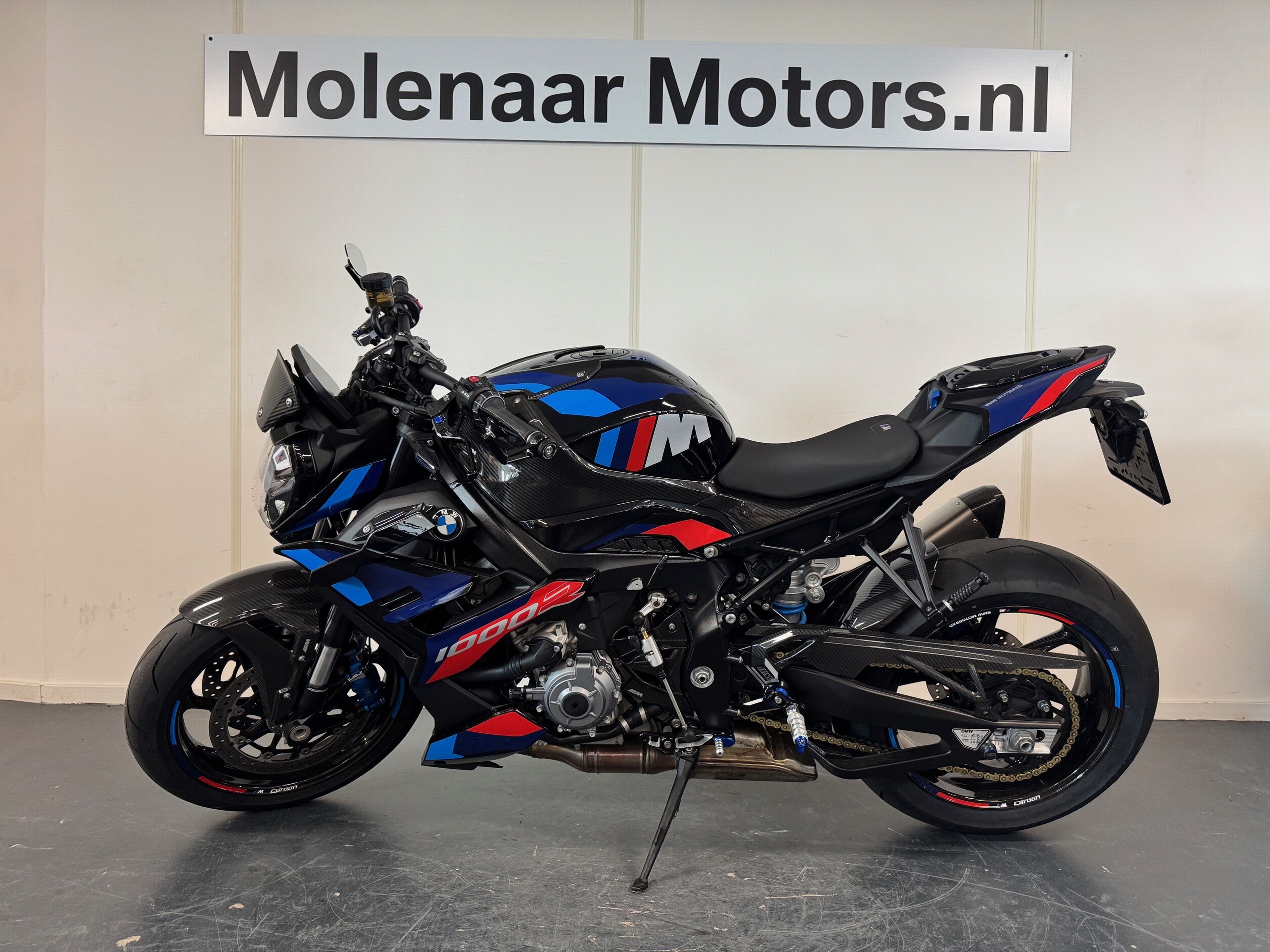 BMW - M1000 R