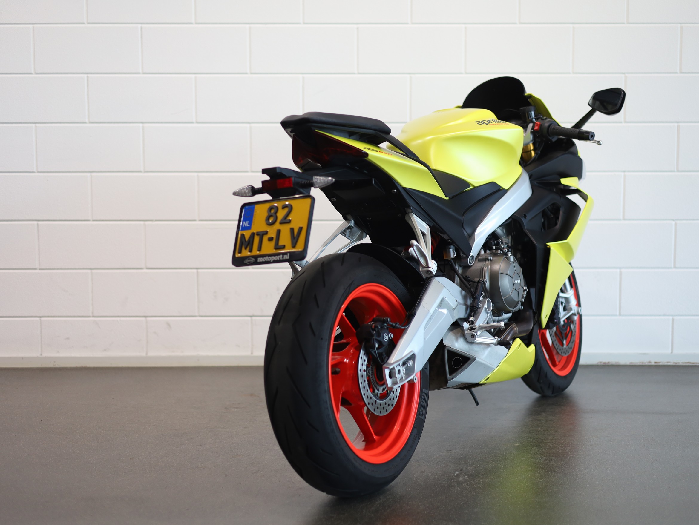 APRILIA - RS 660