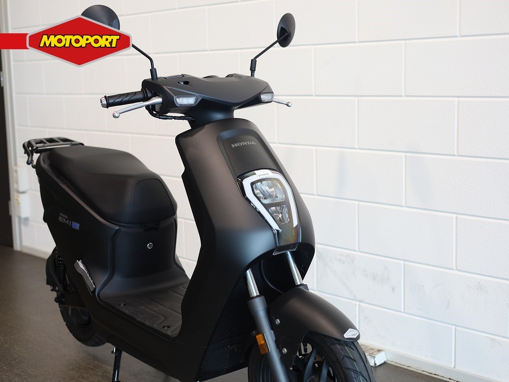 HONDA - EM 1 e