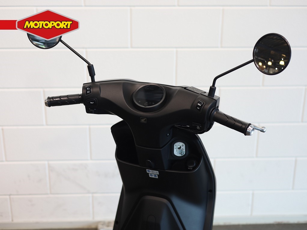 HONDA - EM 1 e