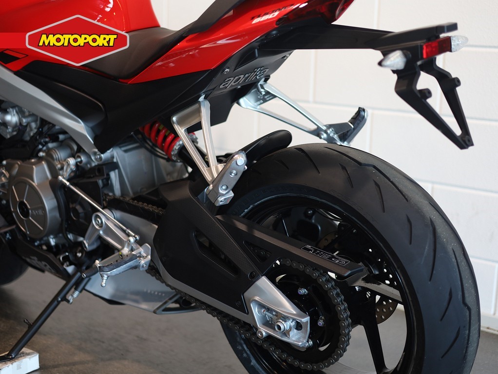 APRILIA - TUONO 660