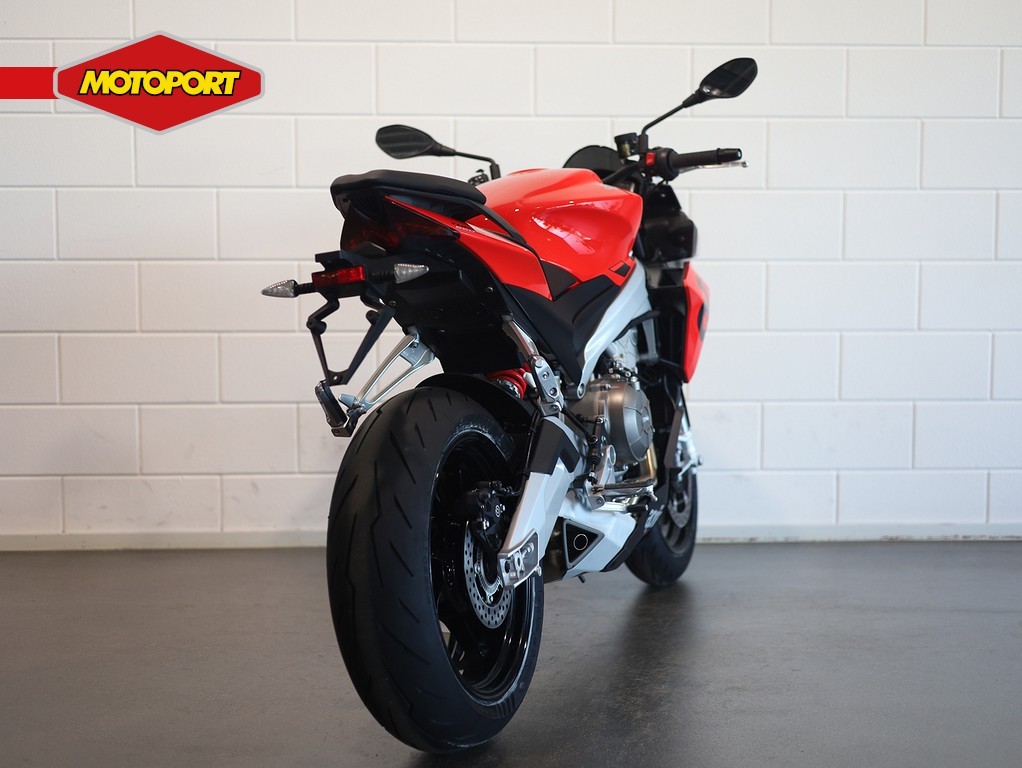 APRILIA - TUONO 660