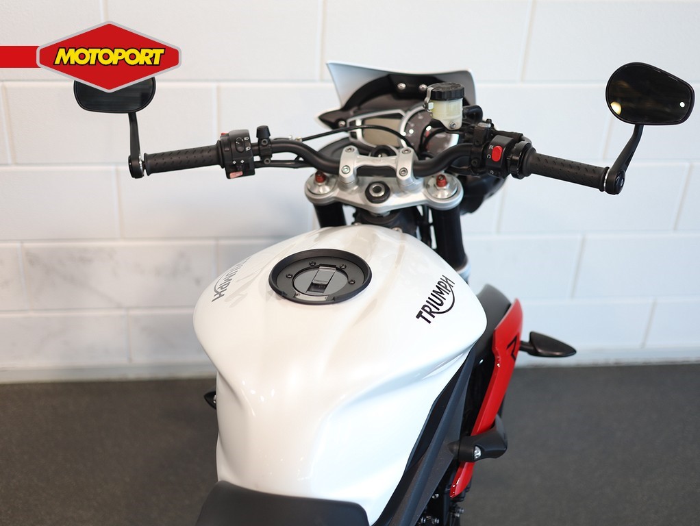 TRIUMPH - Street Triple 675 R