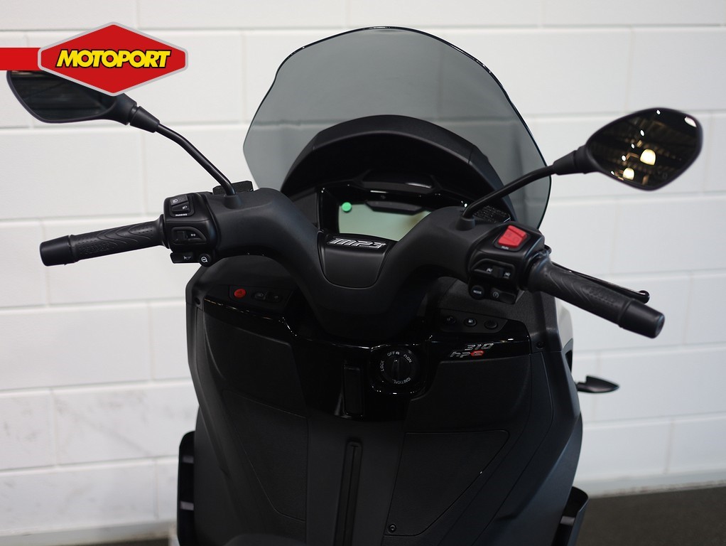 PIAGGIO - MP 3 310