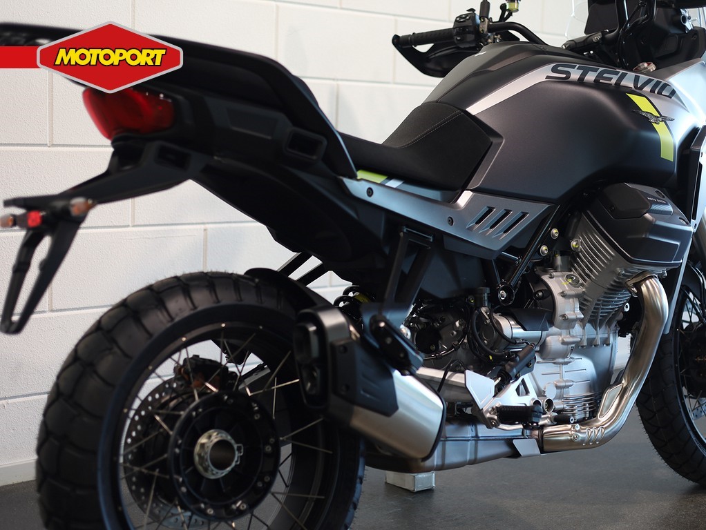 MOTO GUZZI - Stelvio
