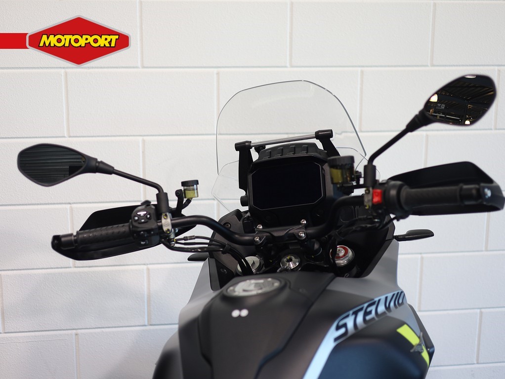MOTO GUZZI - Stelvio