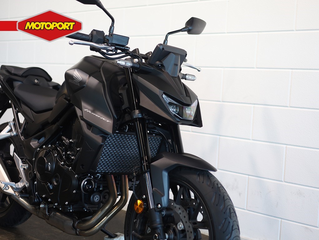 HONDA - CB 750 Hornet