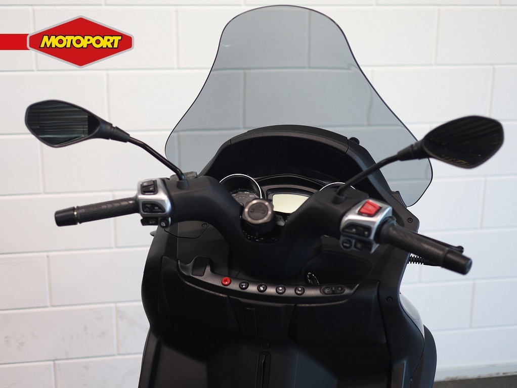PIAGGIO - MP 3 400