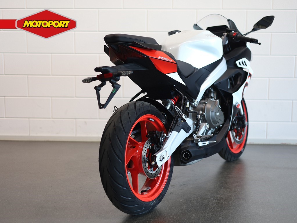 APRILIA - RS 457