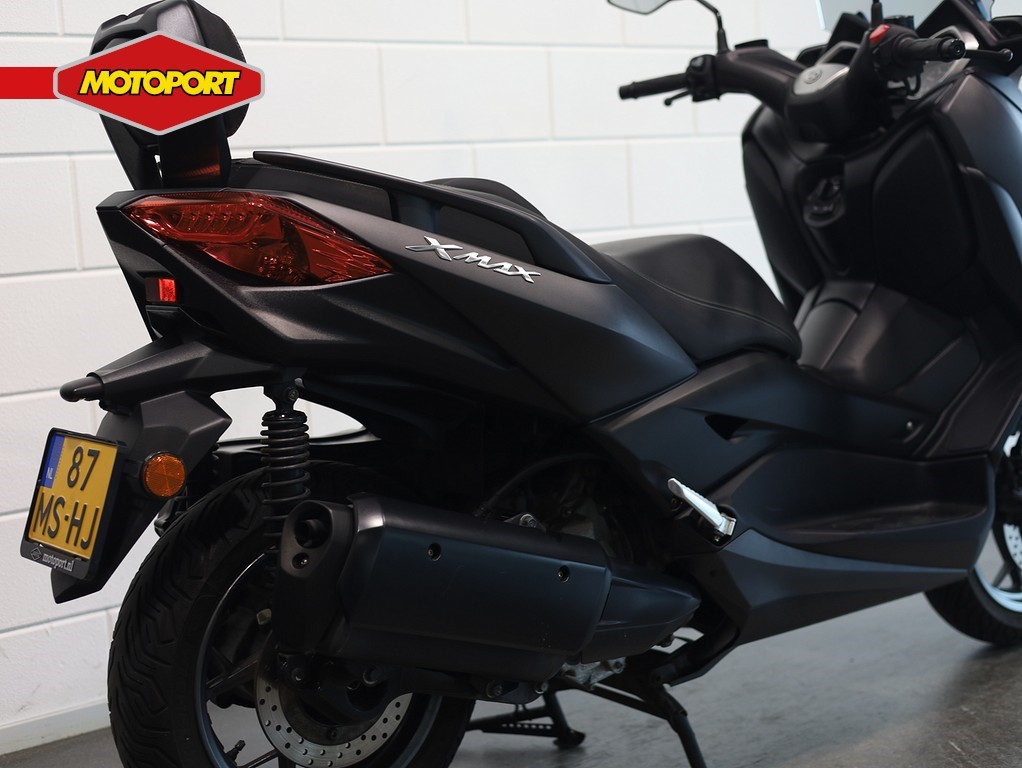 YAMAHA - XMAX 300 ABS