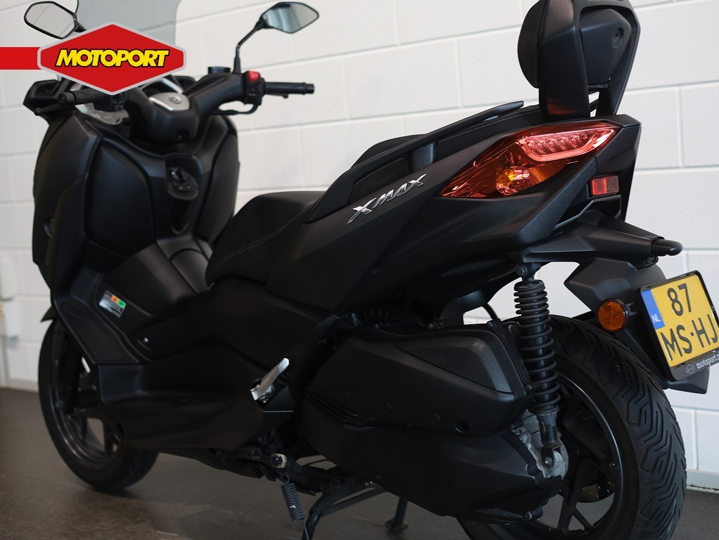YAMAHA - XMAX 300 ABS
