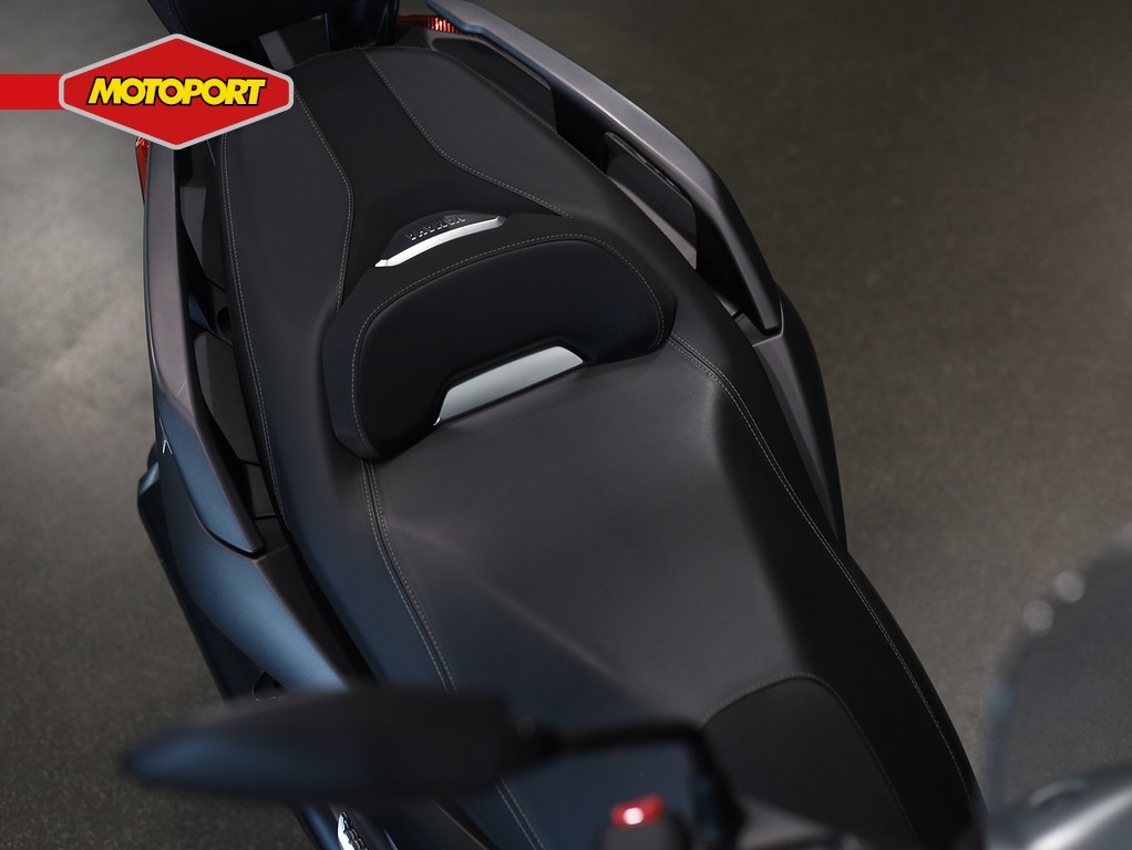 YAMAHA - XMAX 300 ABS