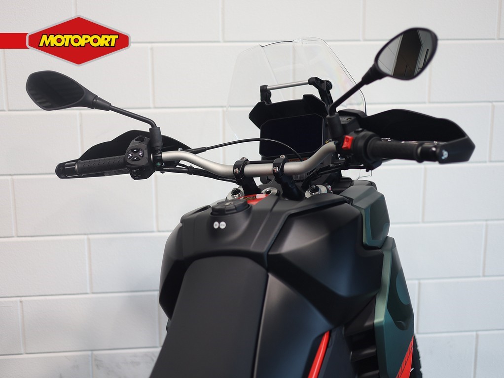 APRILIA - TUAREG 660