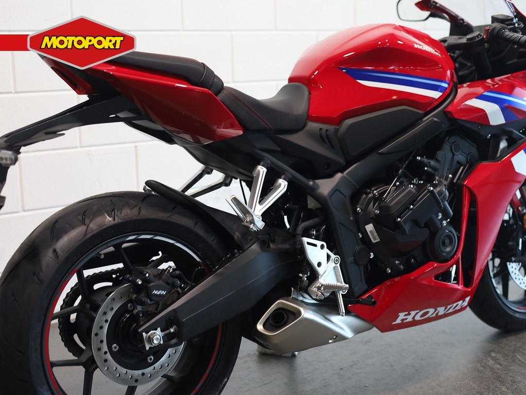 HONDA - CBR 650 R E-Clutch