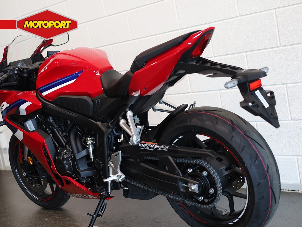 HONDA - CBR 650 R E-Clutch