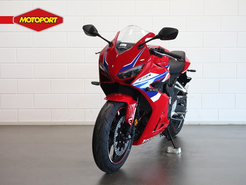 HONDA - CBR 650 R E-Clutch