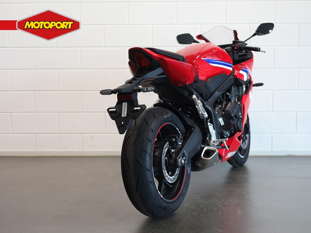 HONDA - CBR 650 R E-Clutch