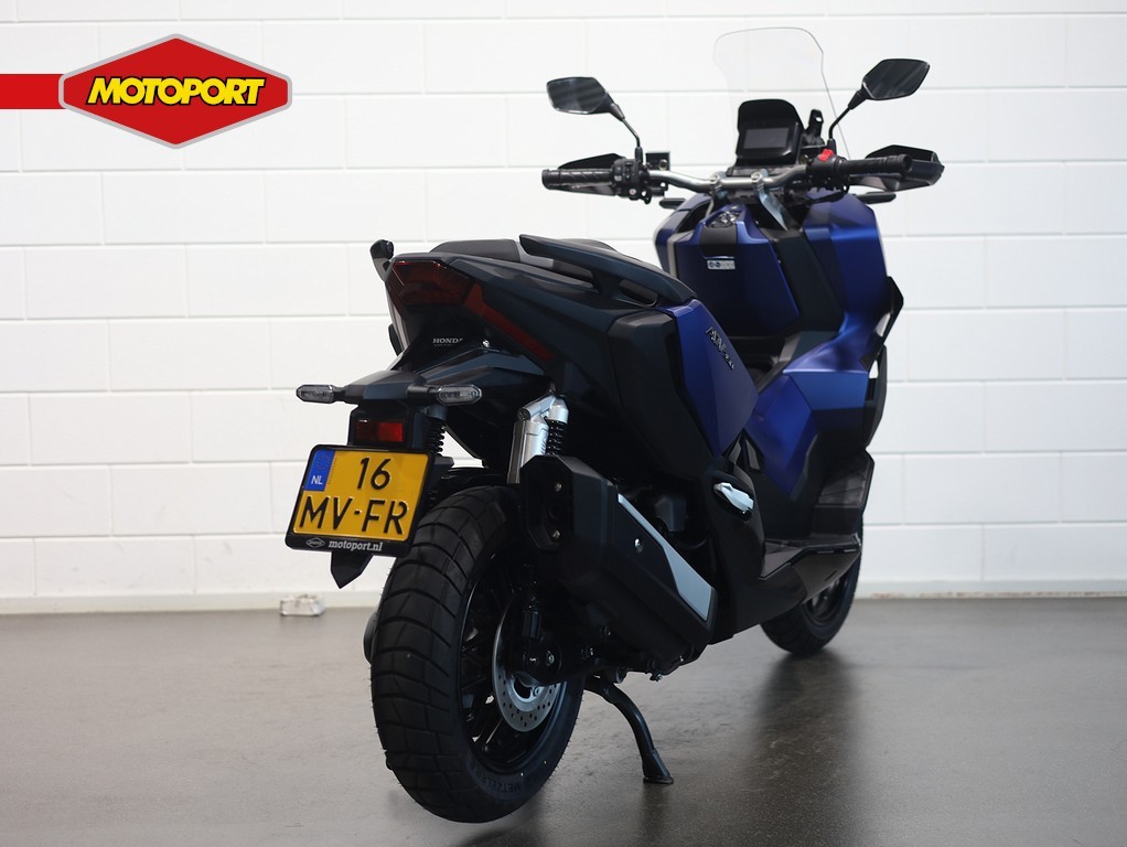 HONDA - ADV 350