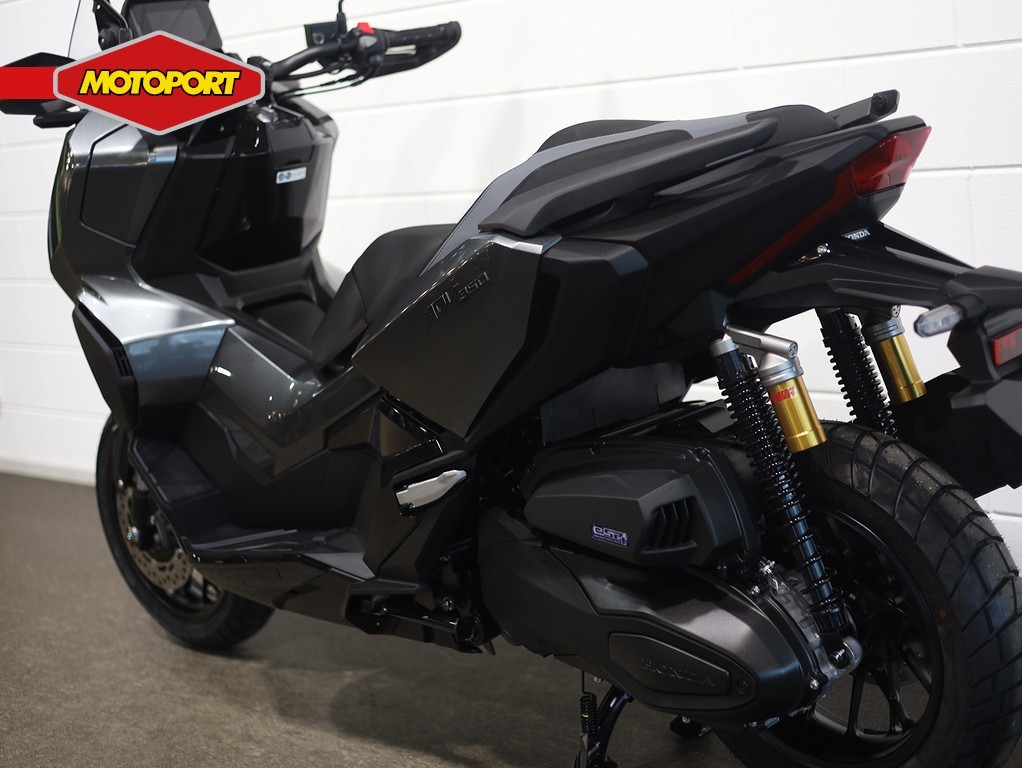 HONDA - ADV 350