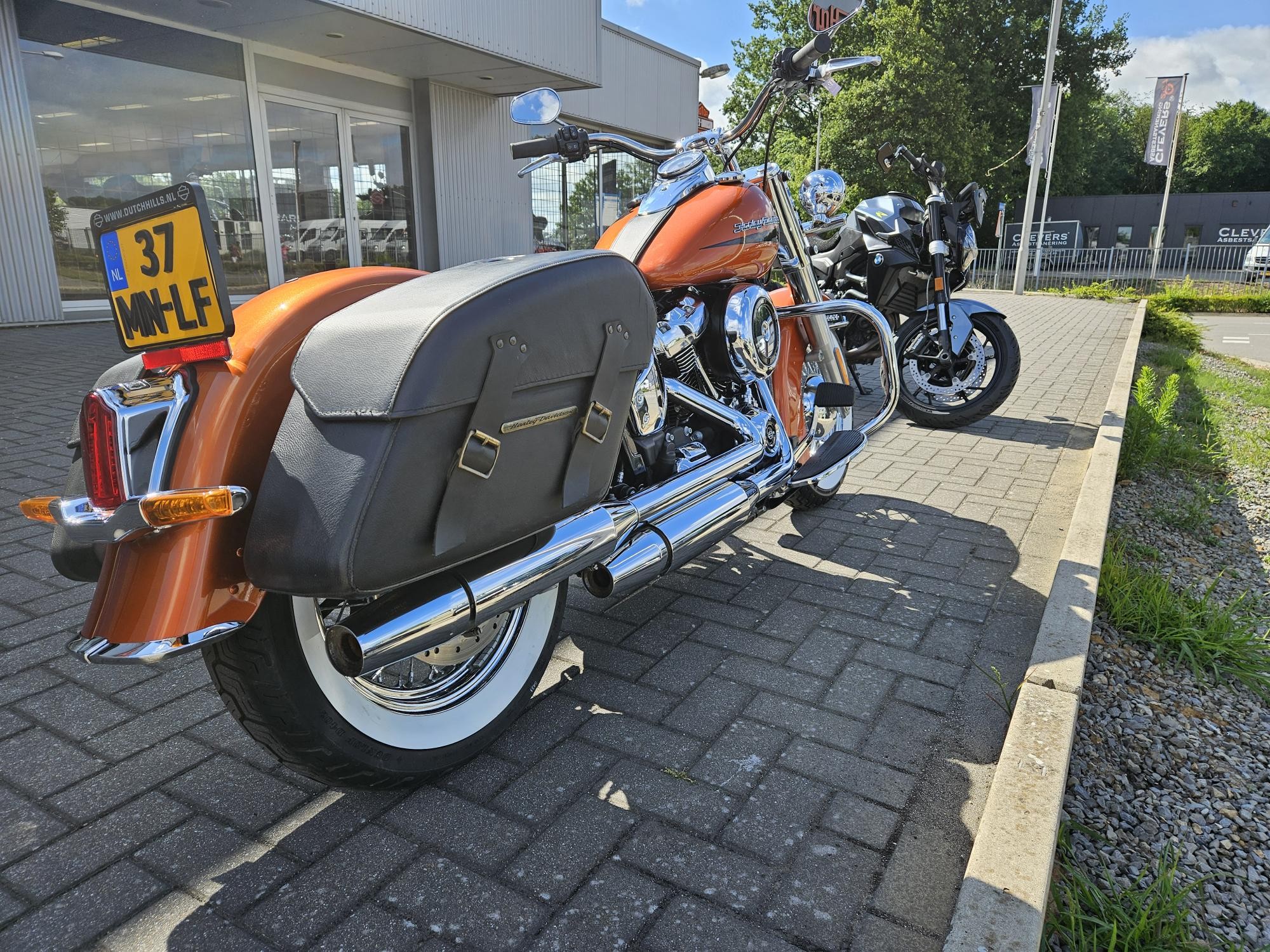 HARLEY-DAVIDSON - FLDE Deluxe