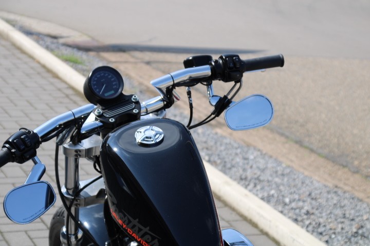 HARLEY-DAVIDSON - XL883 Standard