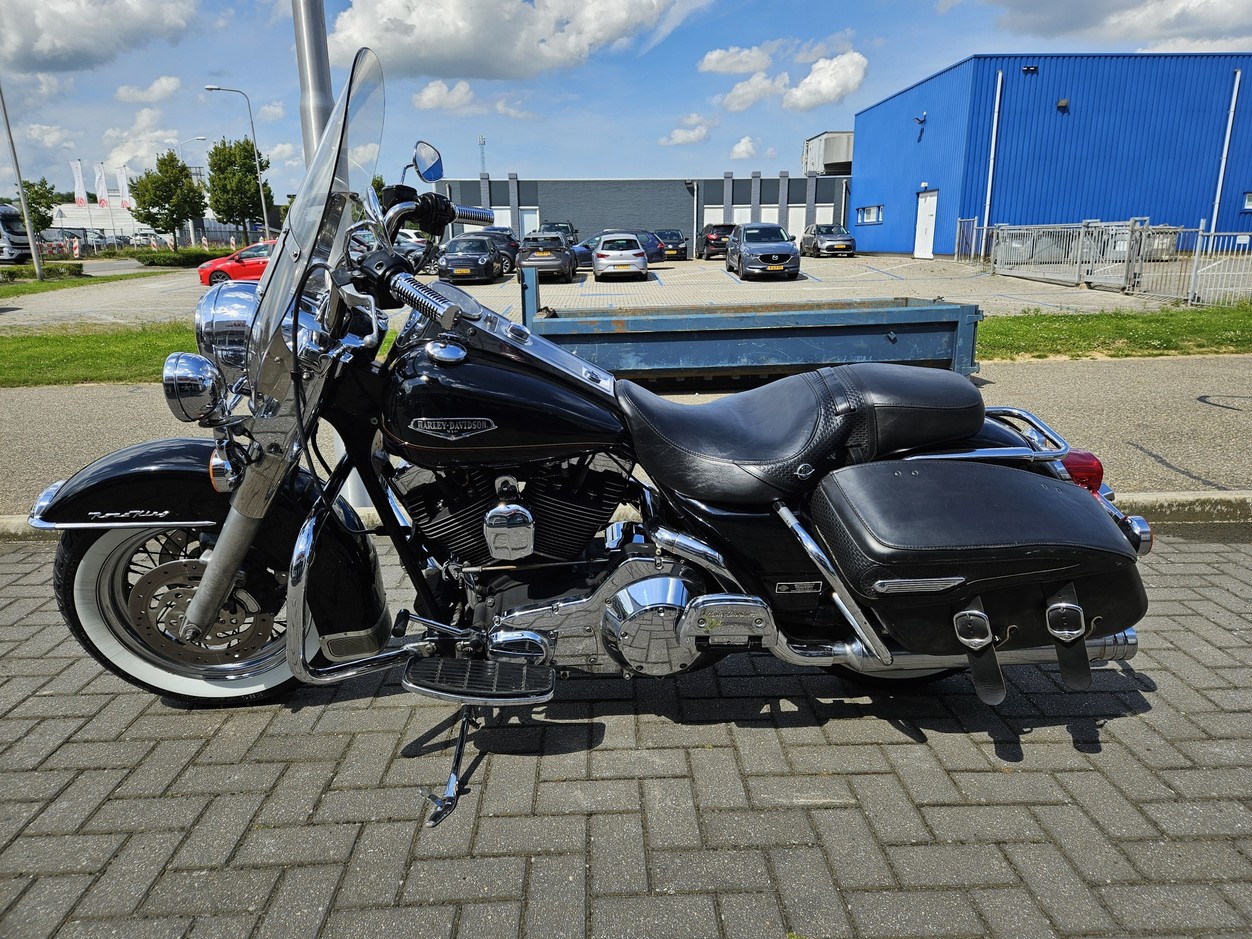 HARLEY-DAVIDSON - FLHRCI ROAD KING CLASSIC (EFI)