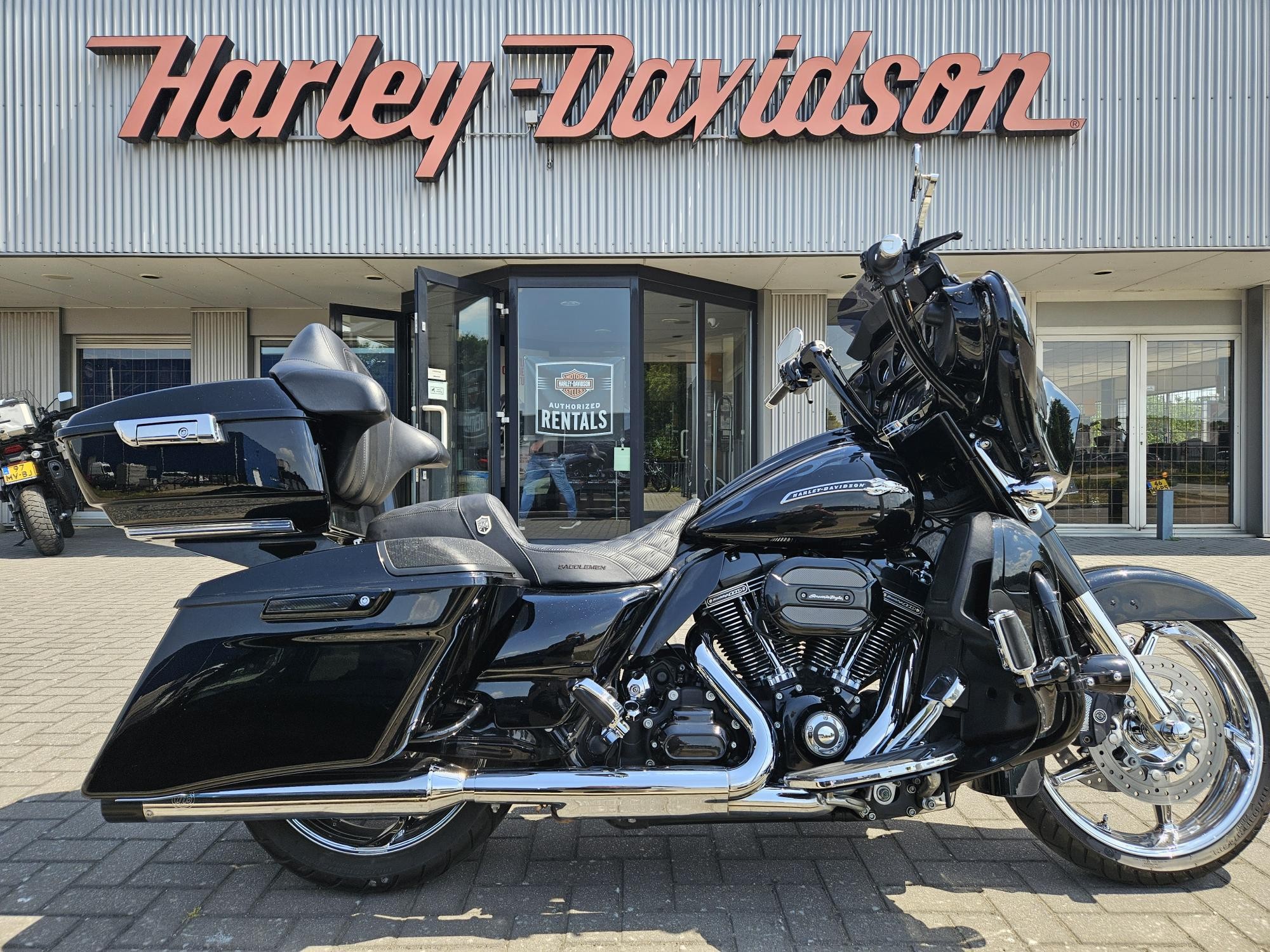 HARLEY-DAVIDSON - FLHXSE CVO Street Glide