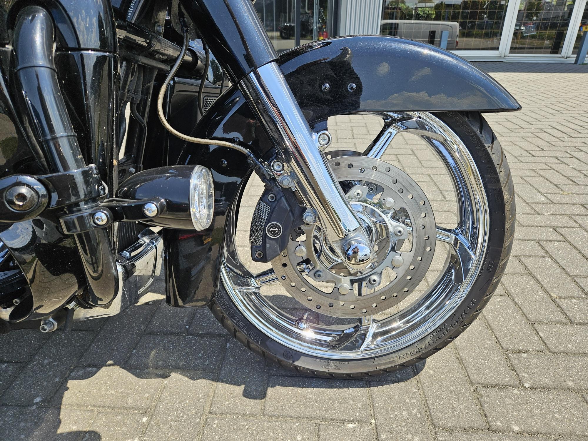 HARLEY-DAVIDSON - FLHXSE CVO Street Glide
