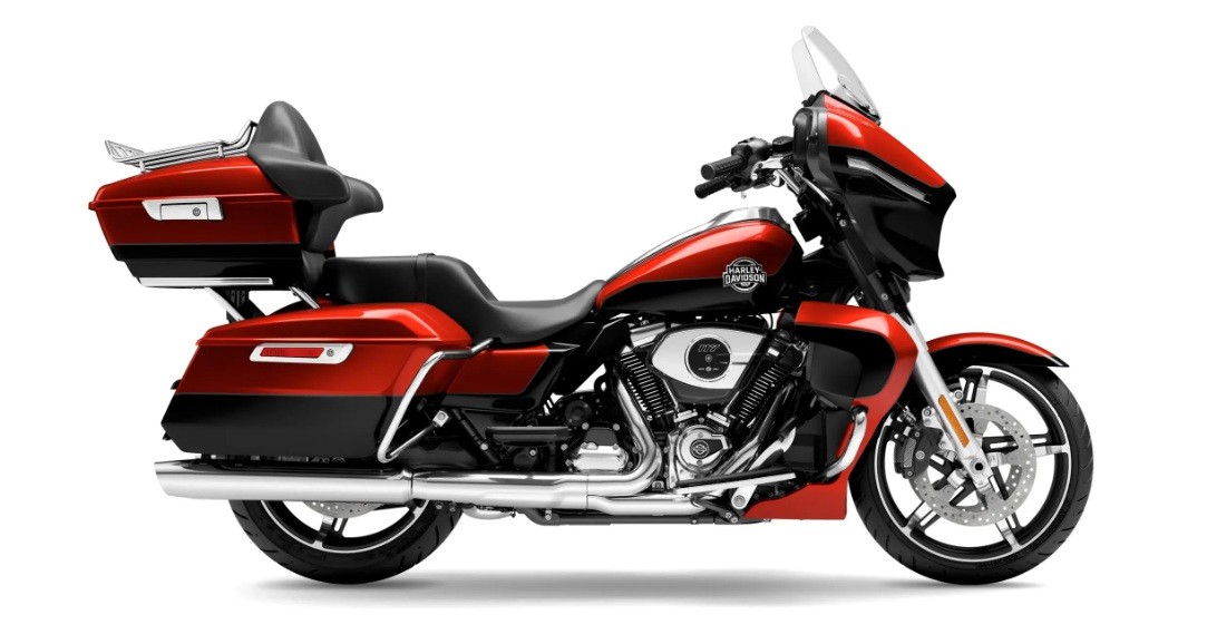 HARLEY-DAVIDSON - FLHXU Street Glide Ultra