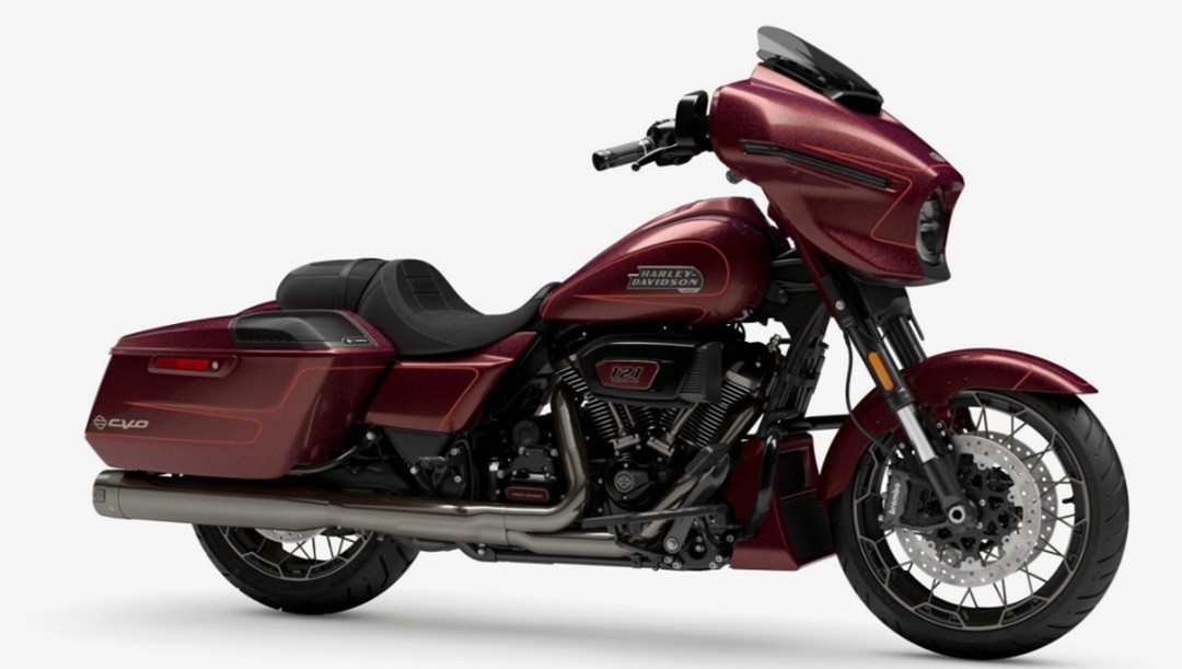 HARLEY-DAVIDSON - FLHXSE CVO Street Glide