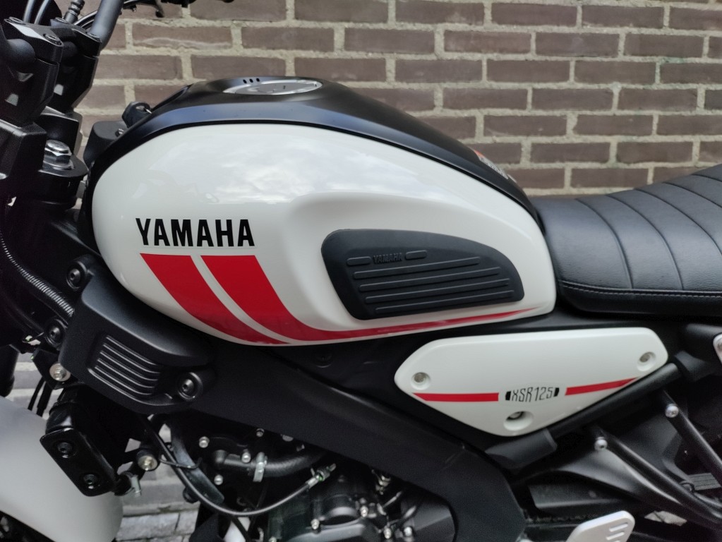 YAMAHA - XSR 125 Racer