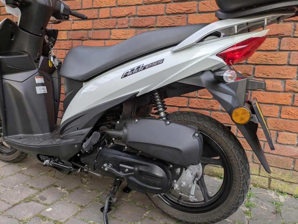SUZUKI - Address 110