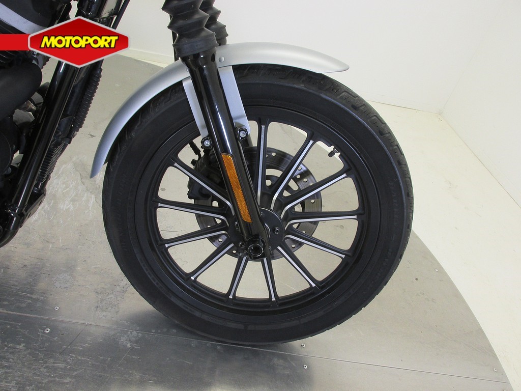 HARLEY-DAVIDSON - XL883N IRON