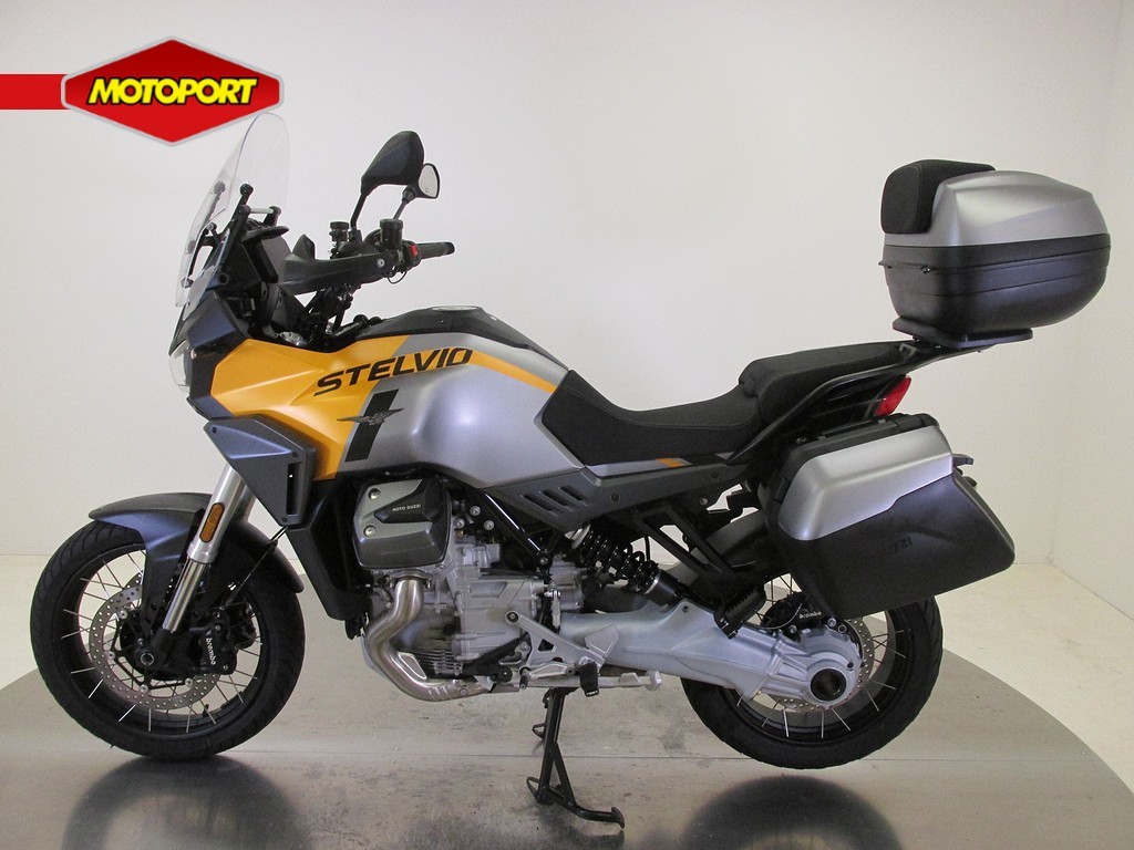 MOTO GUZZI - STELVIO