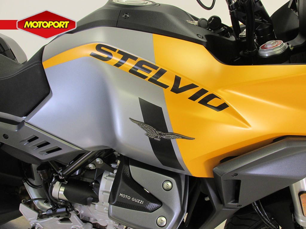 MOTO GUZZI - STELVIO