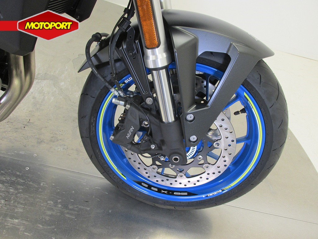 SUZUKI - GSX-S800 ABS
