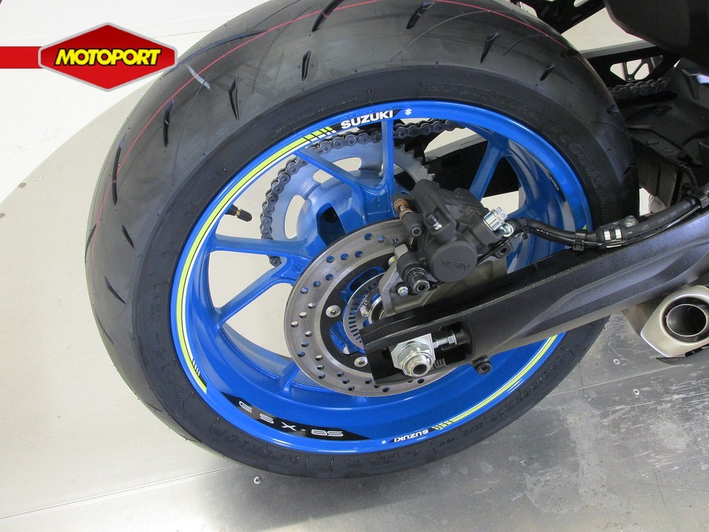 SUZUKI - GSX-S800 ABS