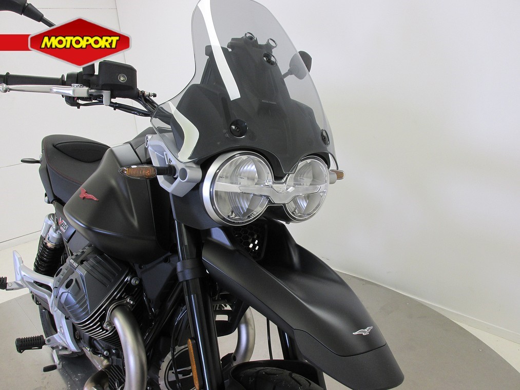 MOTO GUZZI - V85 TT STRADA