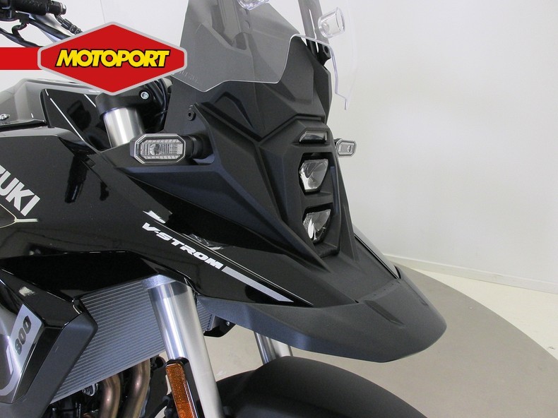SUZUKI - V-STROM 800