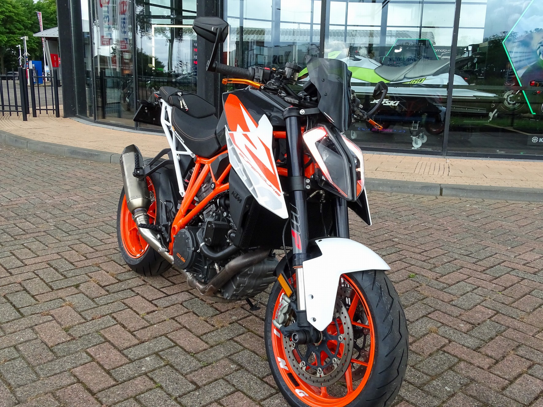KTM 1290 SUPER DUKE R