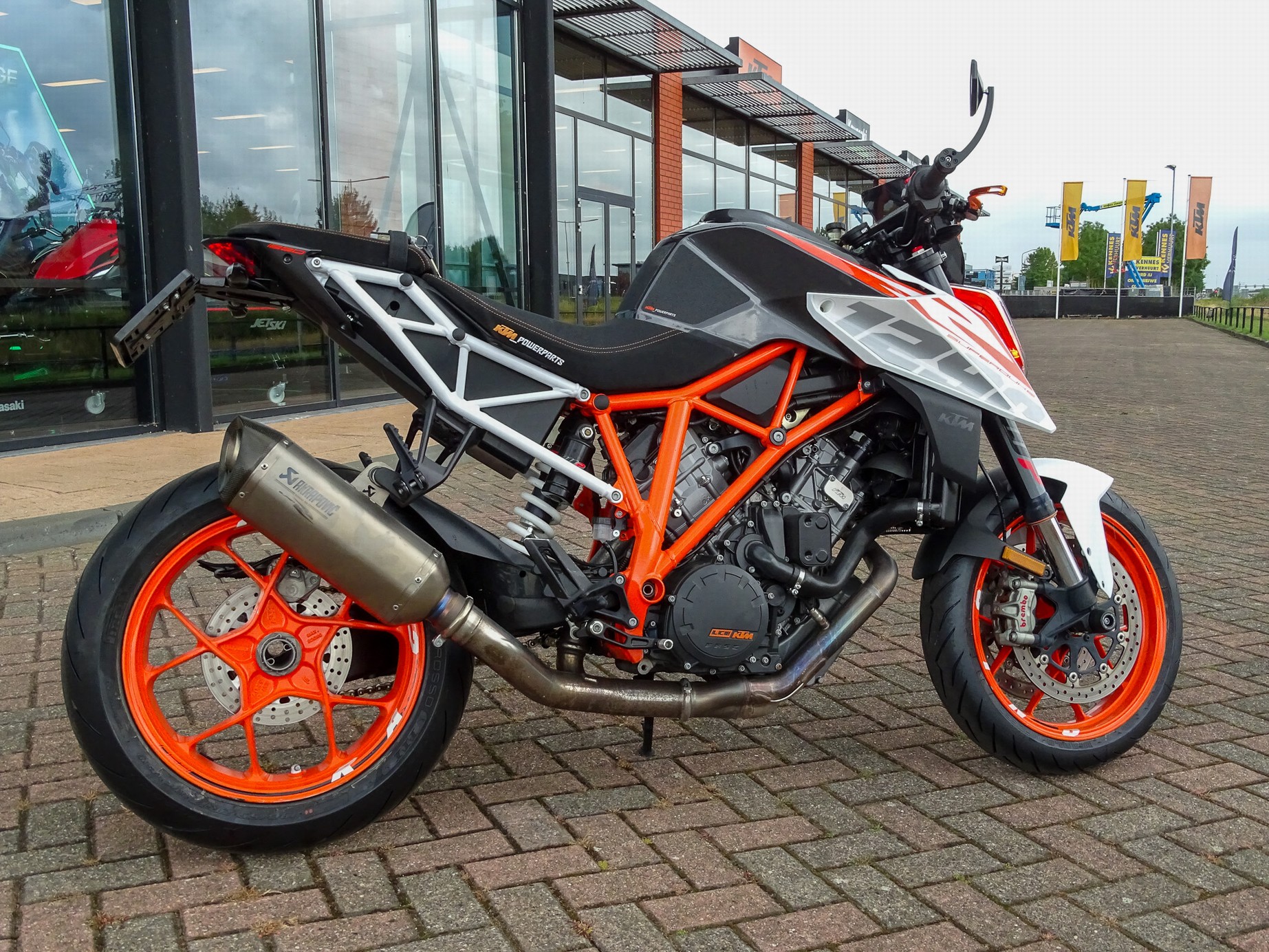 KTM 1290 SUPER DUKE R
