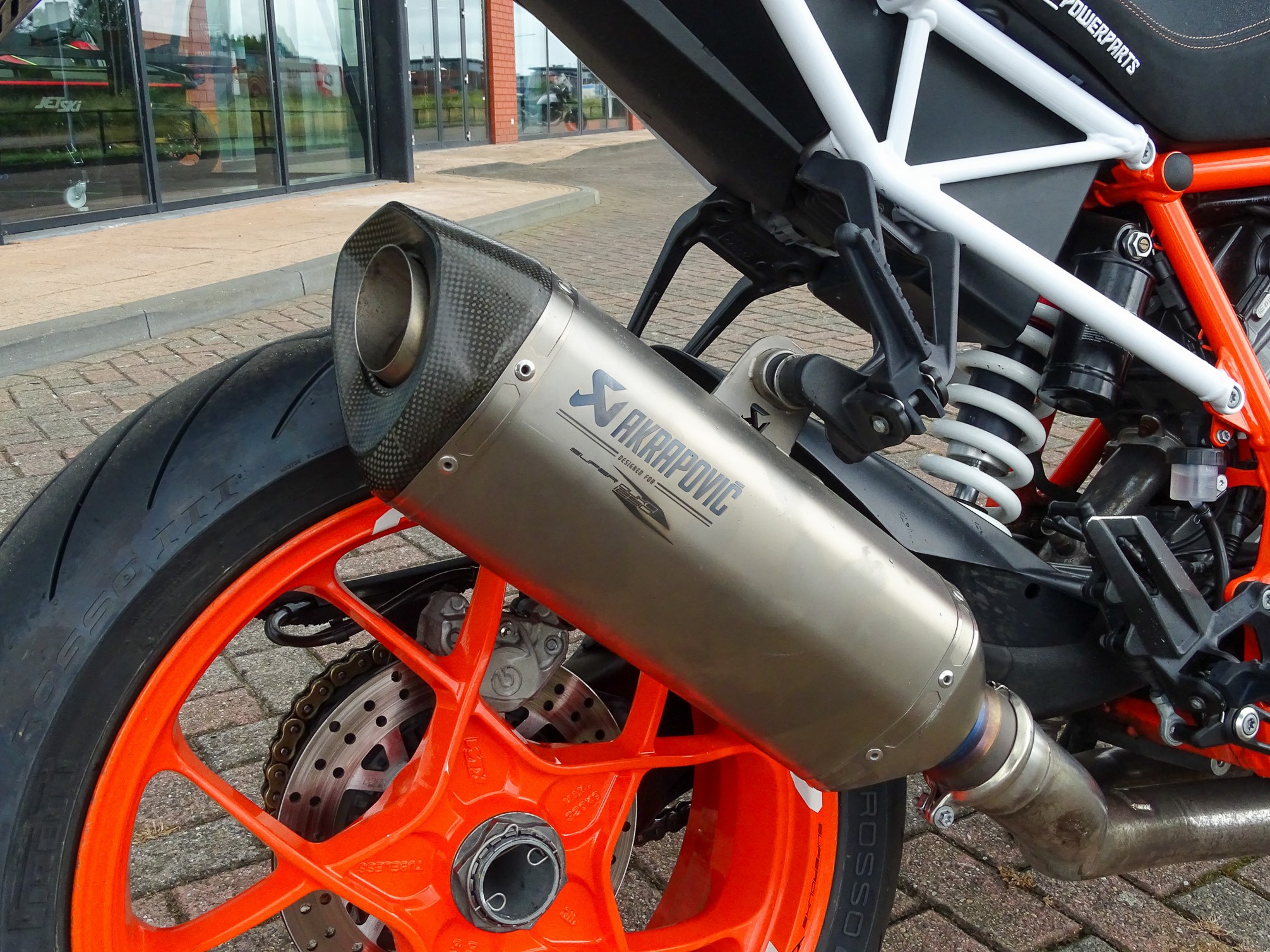 KTM 1290 SUPER DUKE R