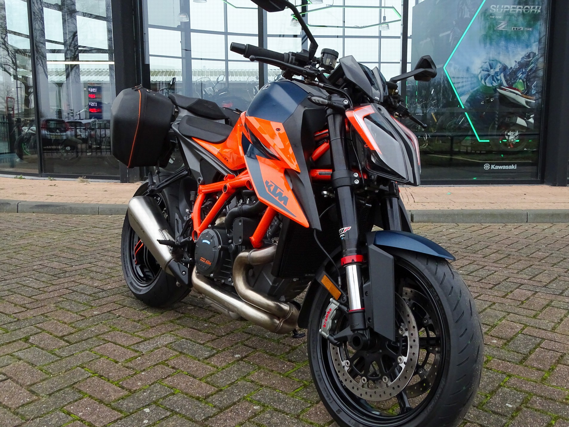 KTM 1290 SUPER DUKE R