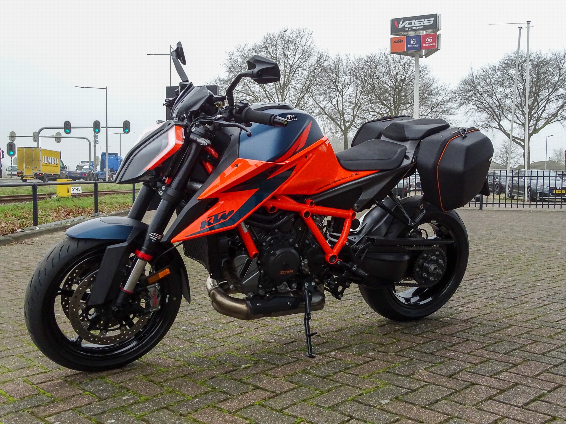 KTM 1290 SUPER DUKE R